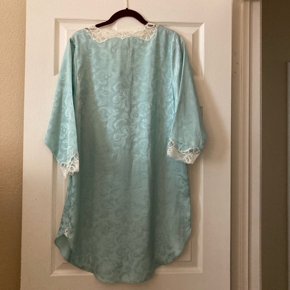 Green Floral Sleep Shirt with Lace Trim - Picture 7 of 7